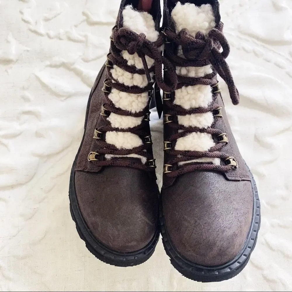 Sorel Lennox Cozy Booties New $200